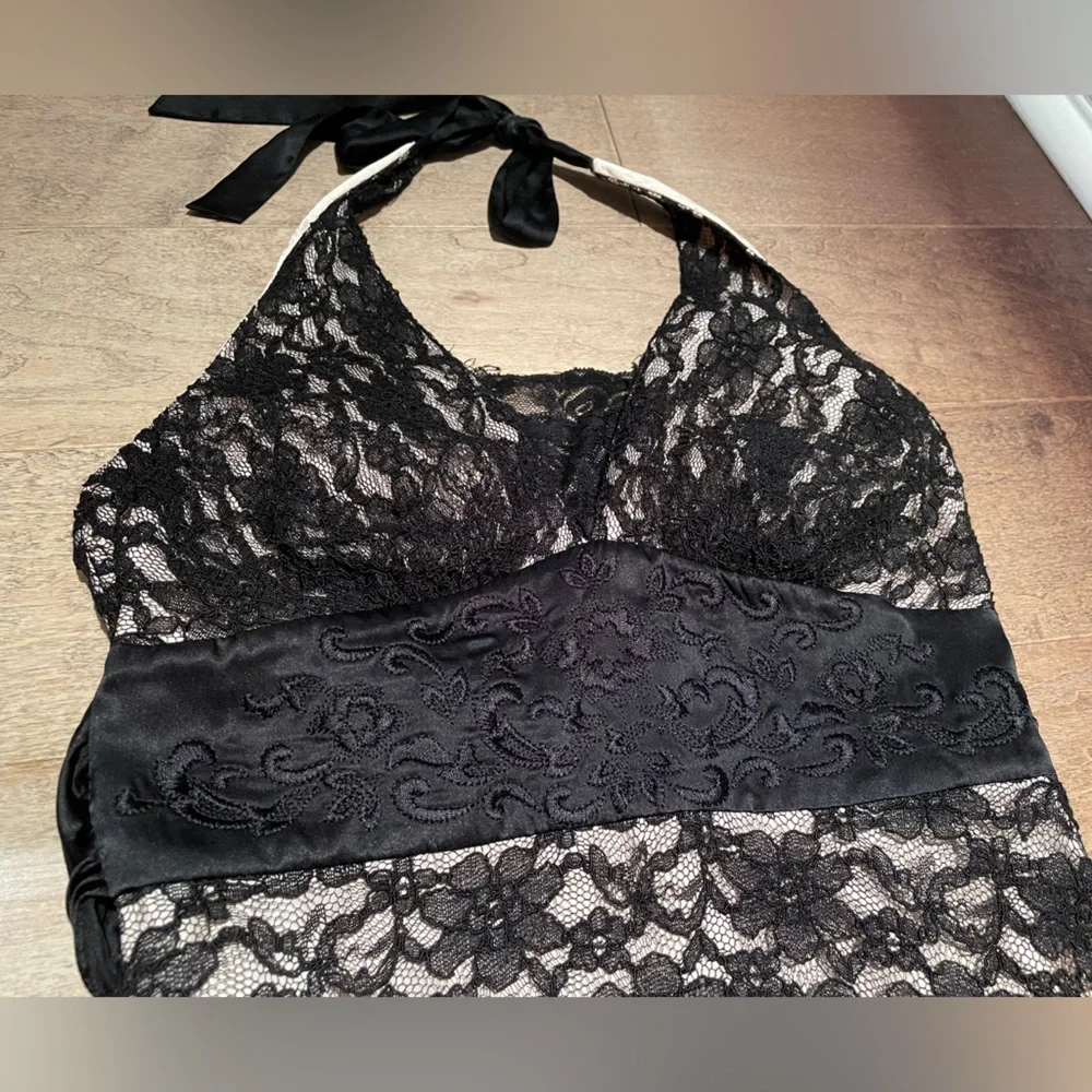 White House Black Market size 0 halter lace dress - Picture 2 of 10